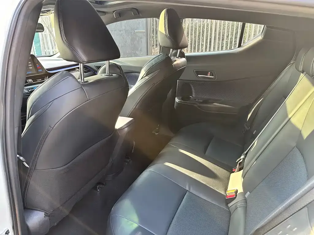 Toyota C-HR 2021 из CN, фото 3