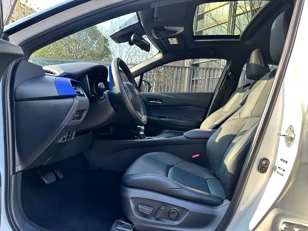 Toyota C-HR 2021 из CN, фото 7