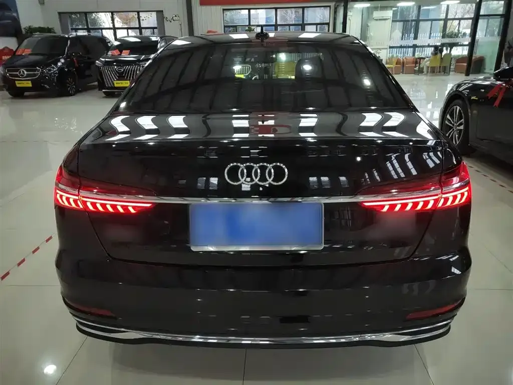 Audi A6L 2023 из CN, фото 9