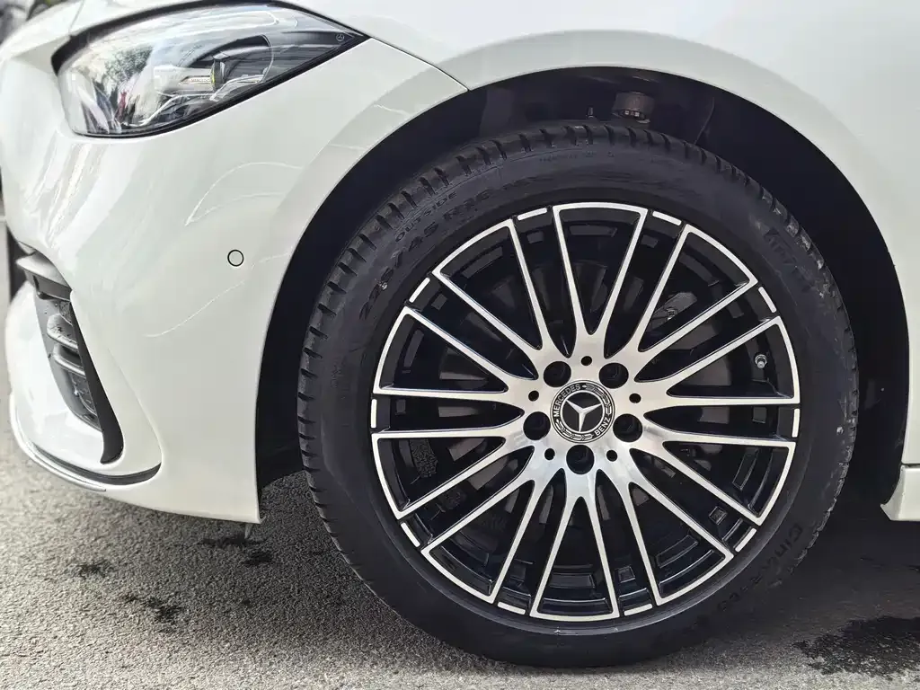 Mercedes-Benz C-Class 2024 из CN, фото 9