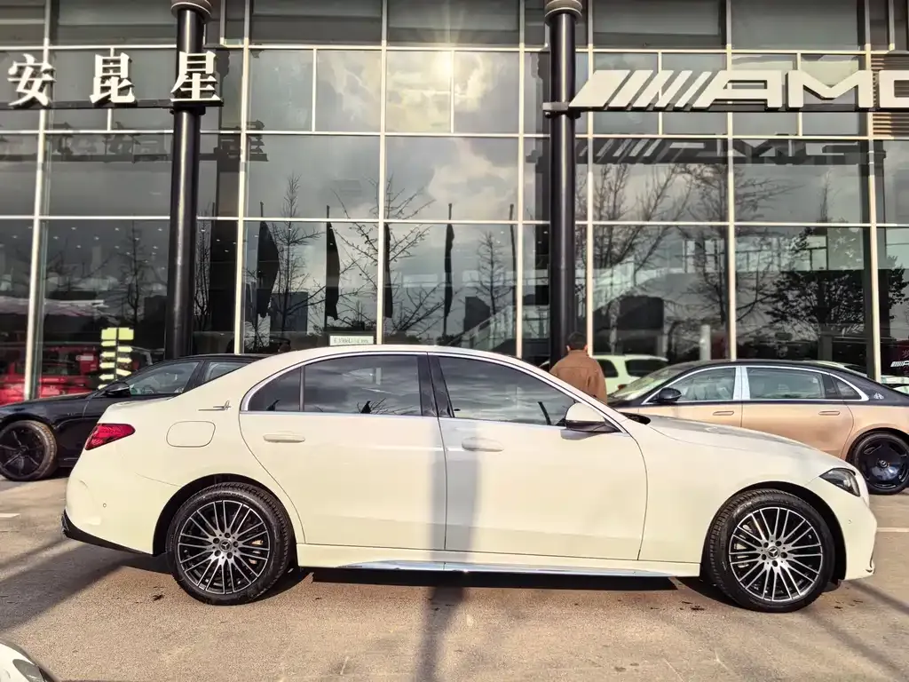Mercedes-Benz C-Class 2024 из CN, фото 8