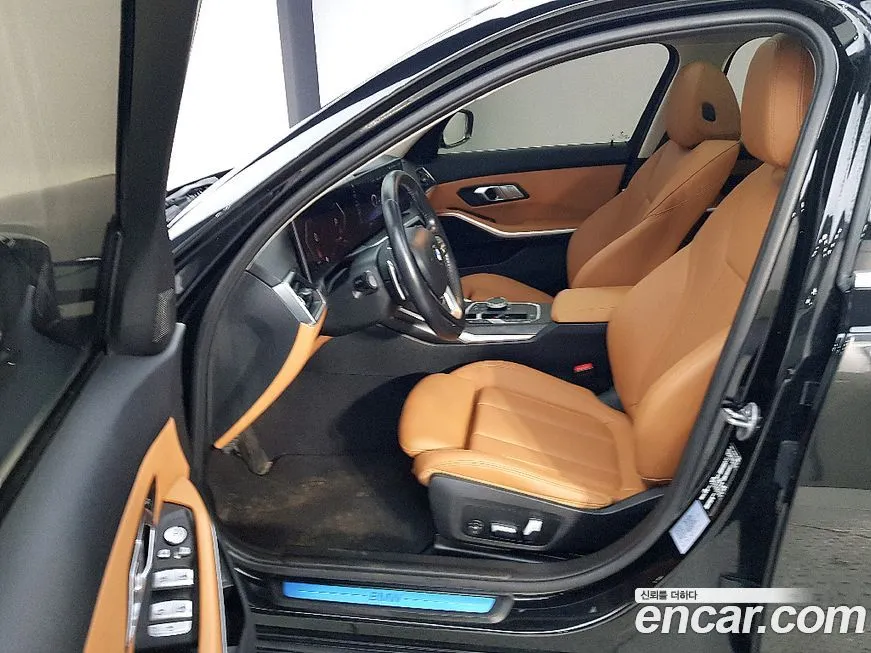BMW 3-Series 2023 из KR, фото 8