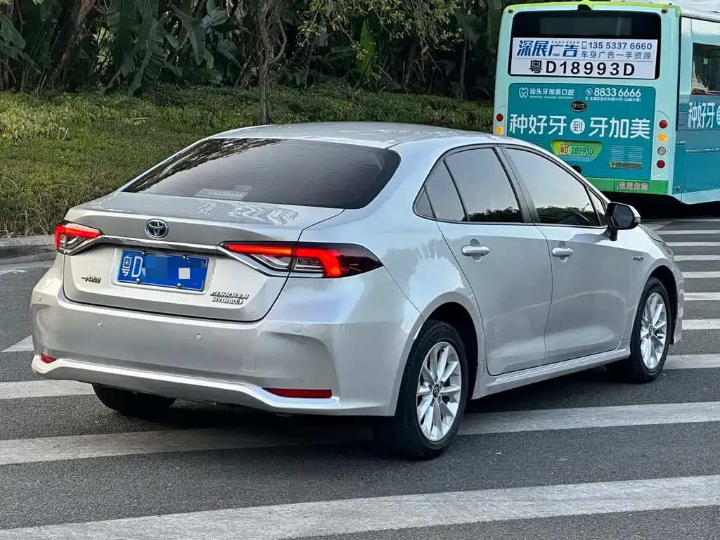 Toyota Corolla 2022 из CN, фото 9
