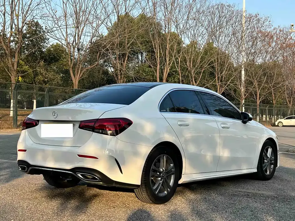 Mercedes-Benz A-Class 2023 из CN, фото 6