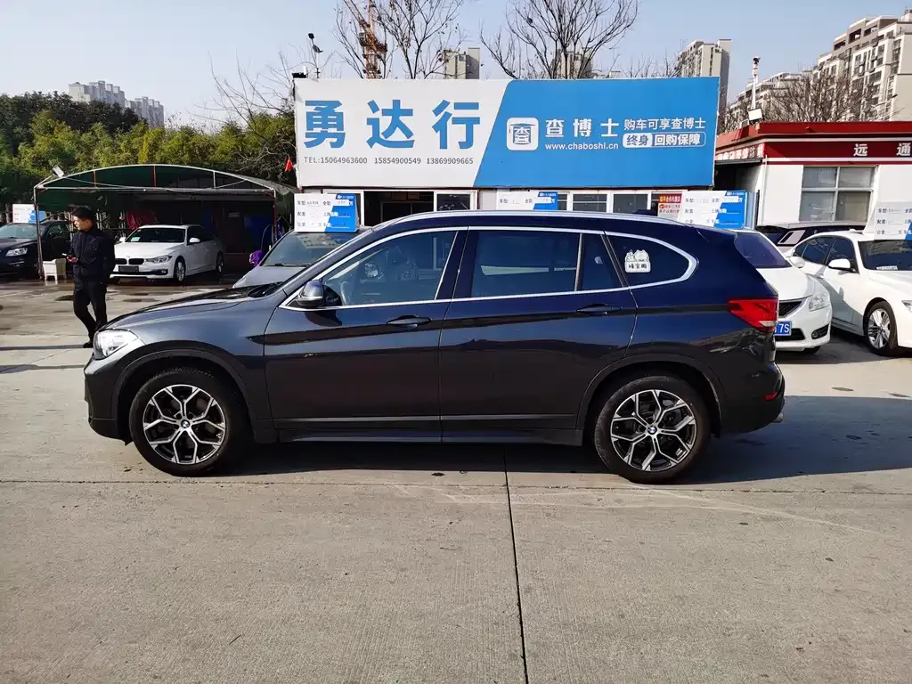 BMW X1 2021 из CN, фото 8