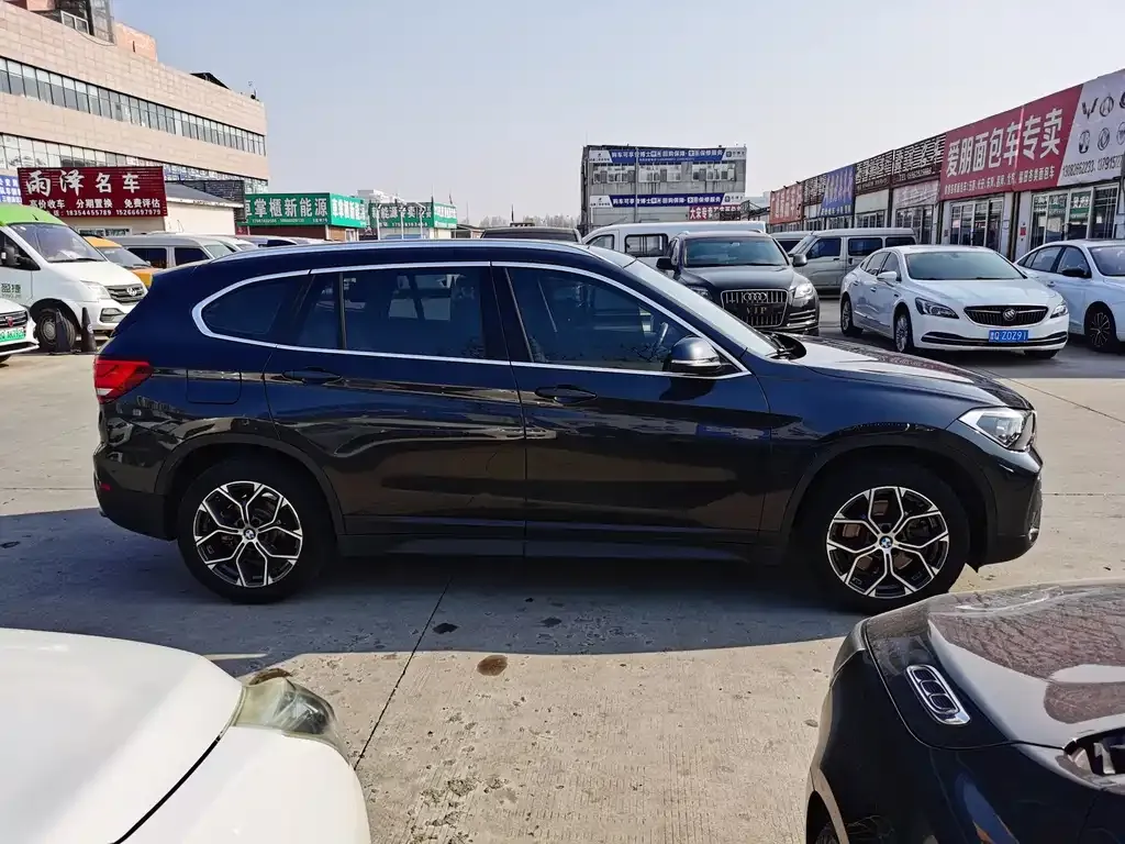 BMW X1 2021 из CN, фото 2