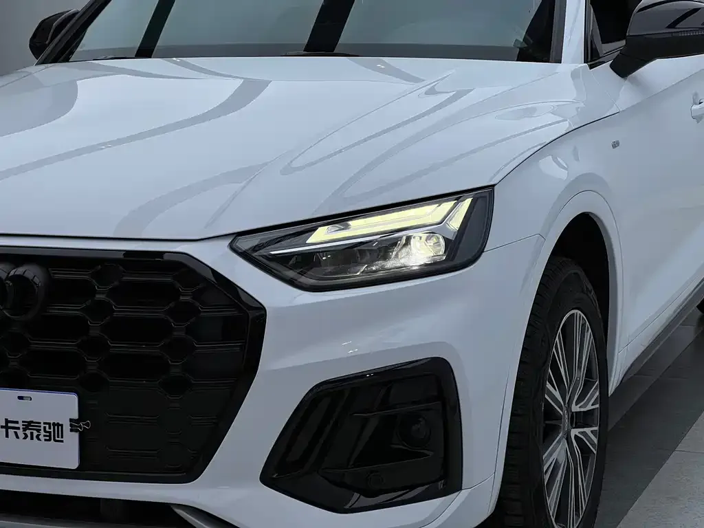 Audi Q5L 2024 из CN, фото 5