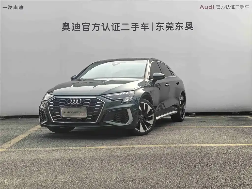 Audi A3 2023 из CN, фото 1