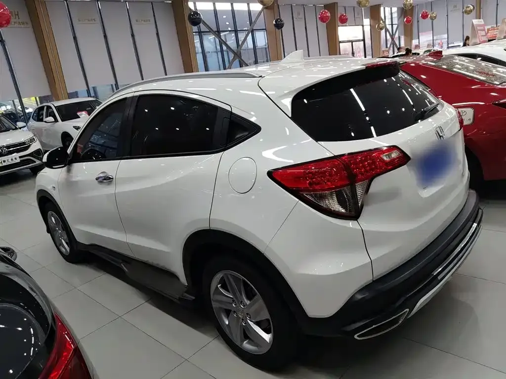 Honda Vezel 2021 из CN, фото 4