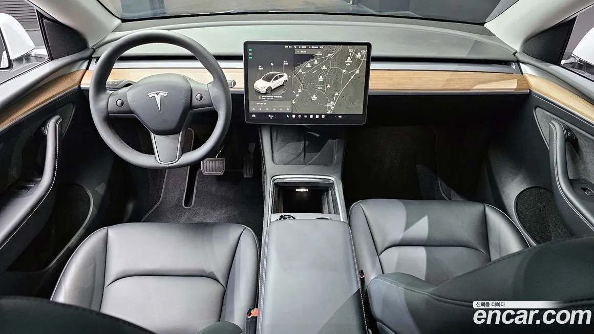 Tesla Model Y — фото 7