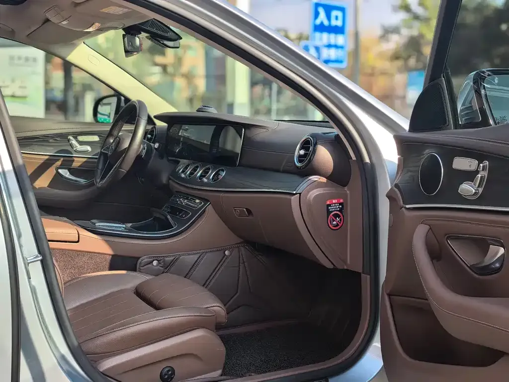 Mercedes-Benz E-Class 2022 из CN, фото 10