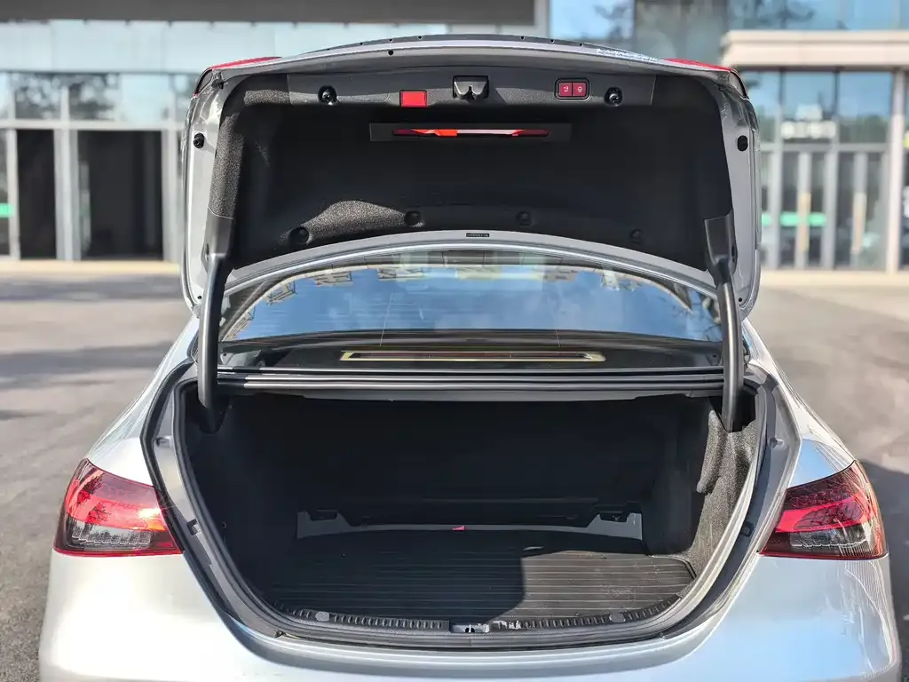Mercedes-Benz E-Class 2022 из CN, фото 7