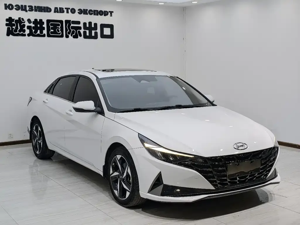 Hyundai Elantra 2022 из CN, фото 5