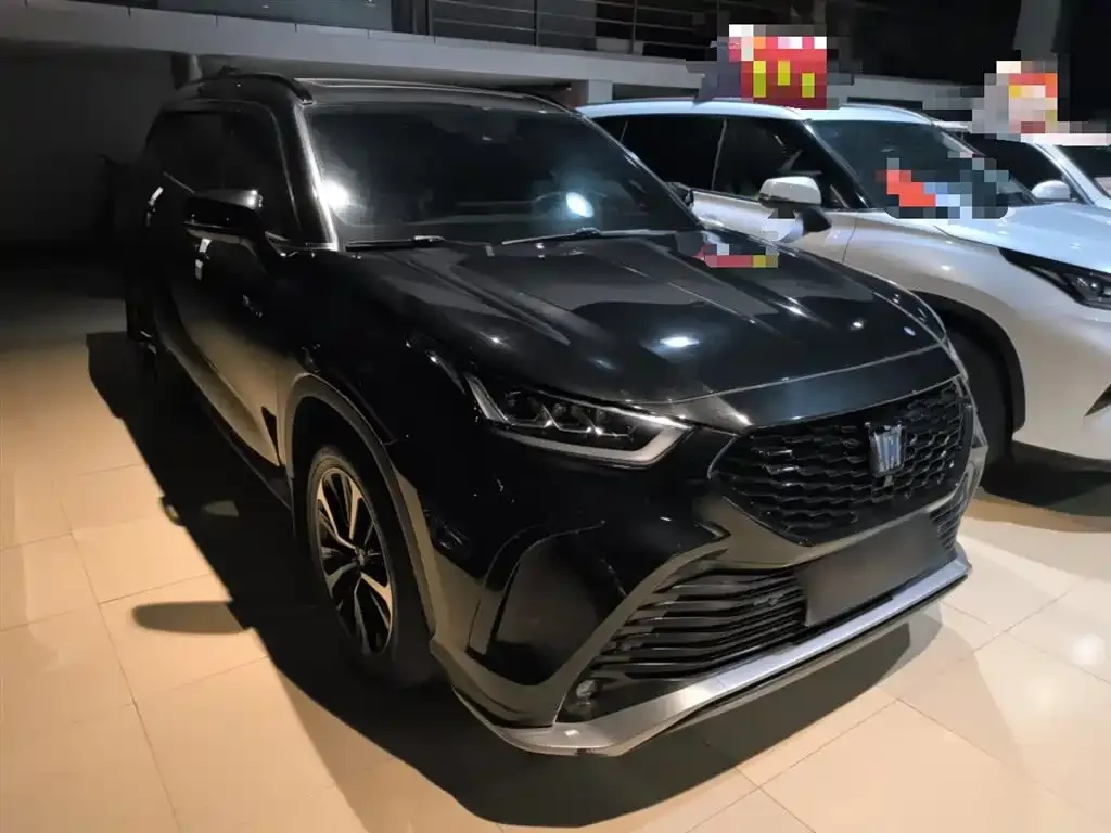 Toyota Crown Kluger 2023 из CN, фото 10