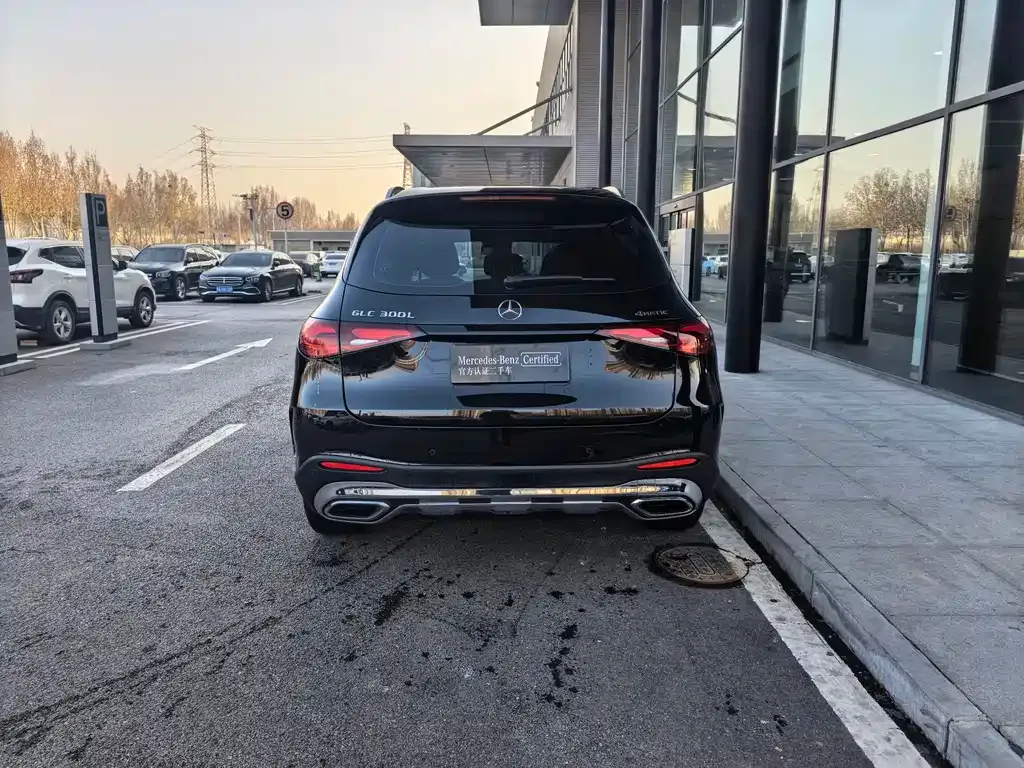 Mercedes-Benz GLC 2024 из CN, фото 3