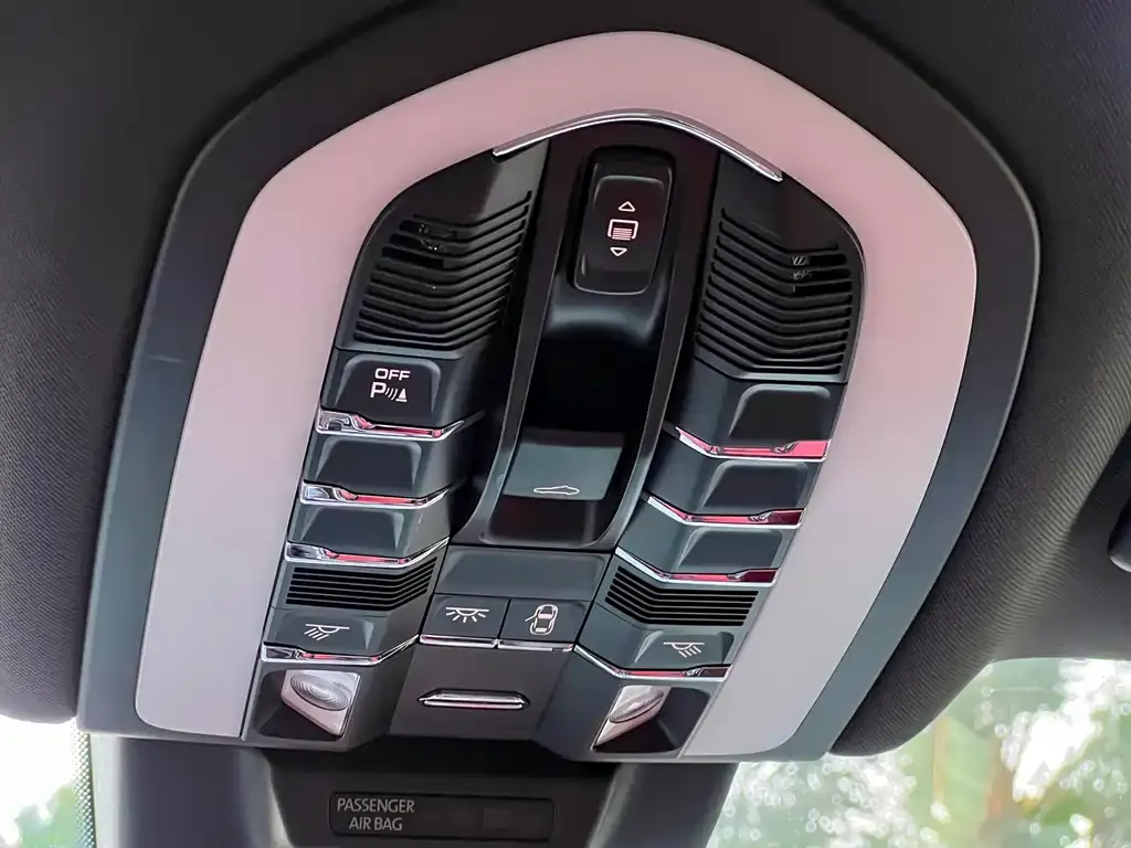 Porsche Macan 2021 из CN, фото 2