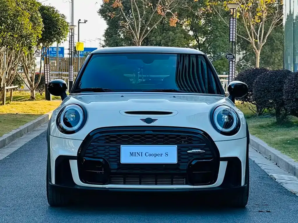 MINI Cooper (3-door) 2022 из CN, фото 4