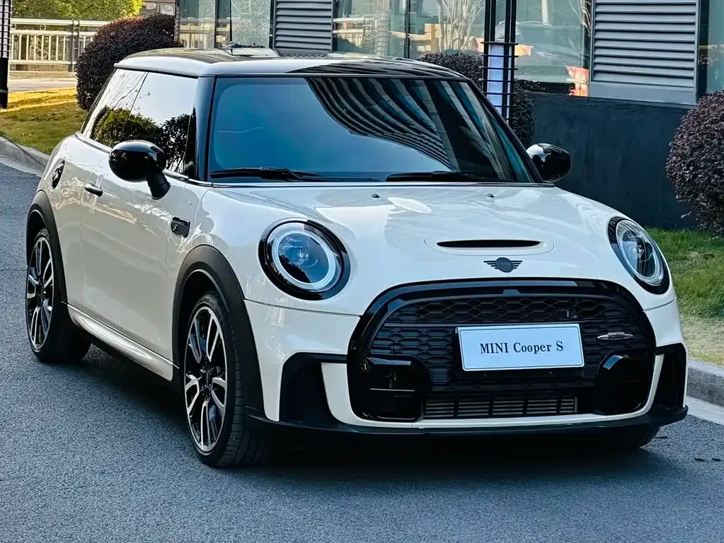 MINI Cooper (3-door) 2022 из CN, фото 9