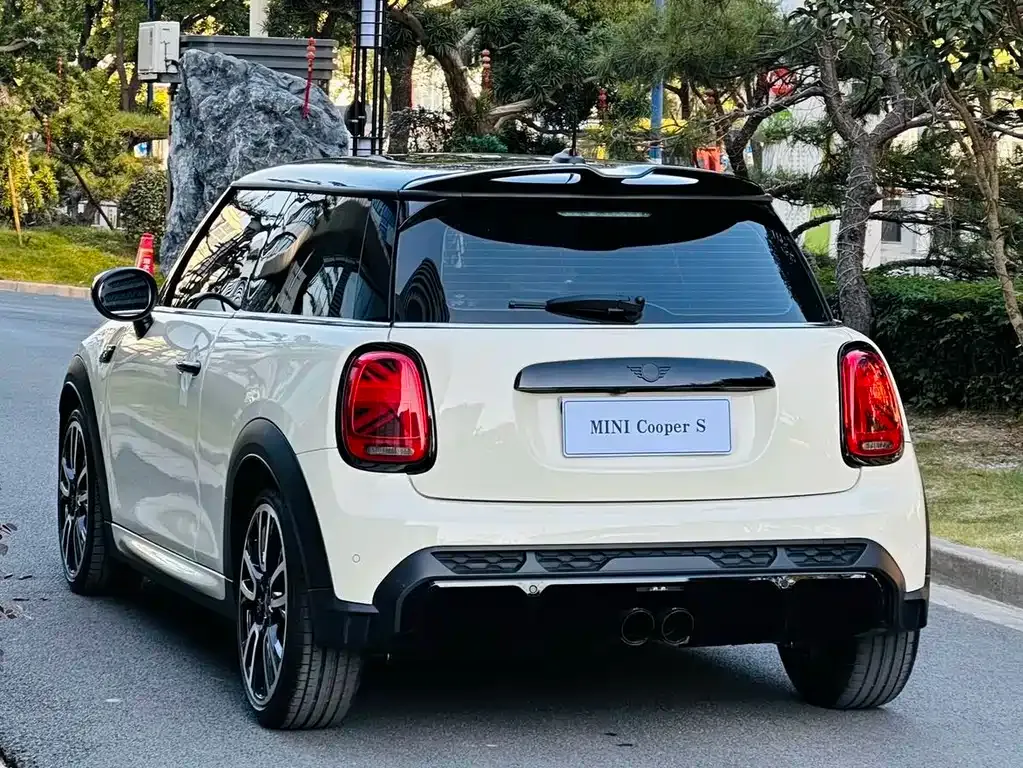 MINI Cooper (3-door) 2022 из CN, фото 3