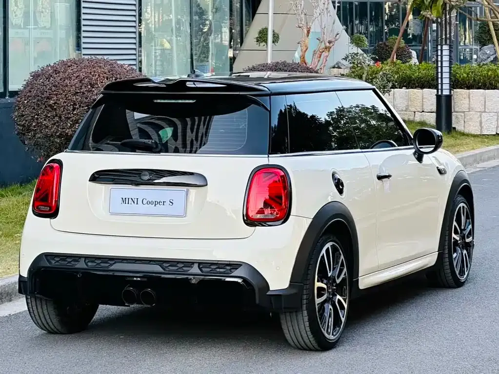 MINI Cooper (3-door) 2022 из CN, фото 8