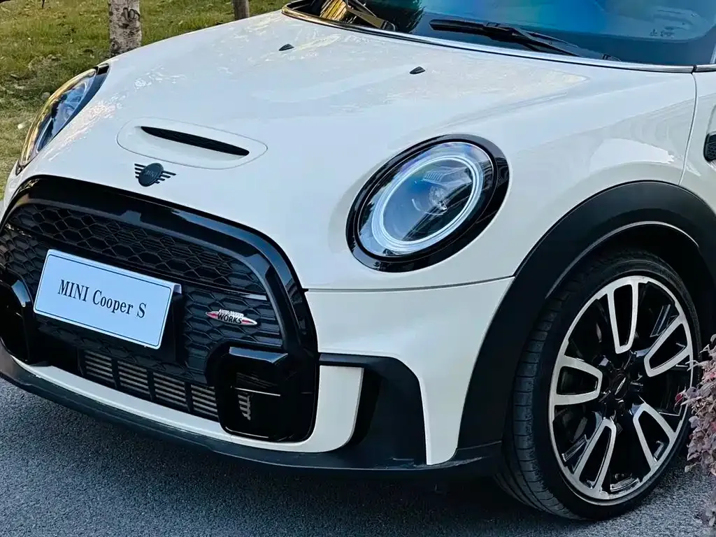 MINI Cooper (3-door) 2022 из CN, фото 2