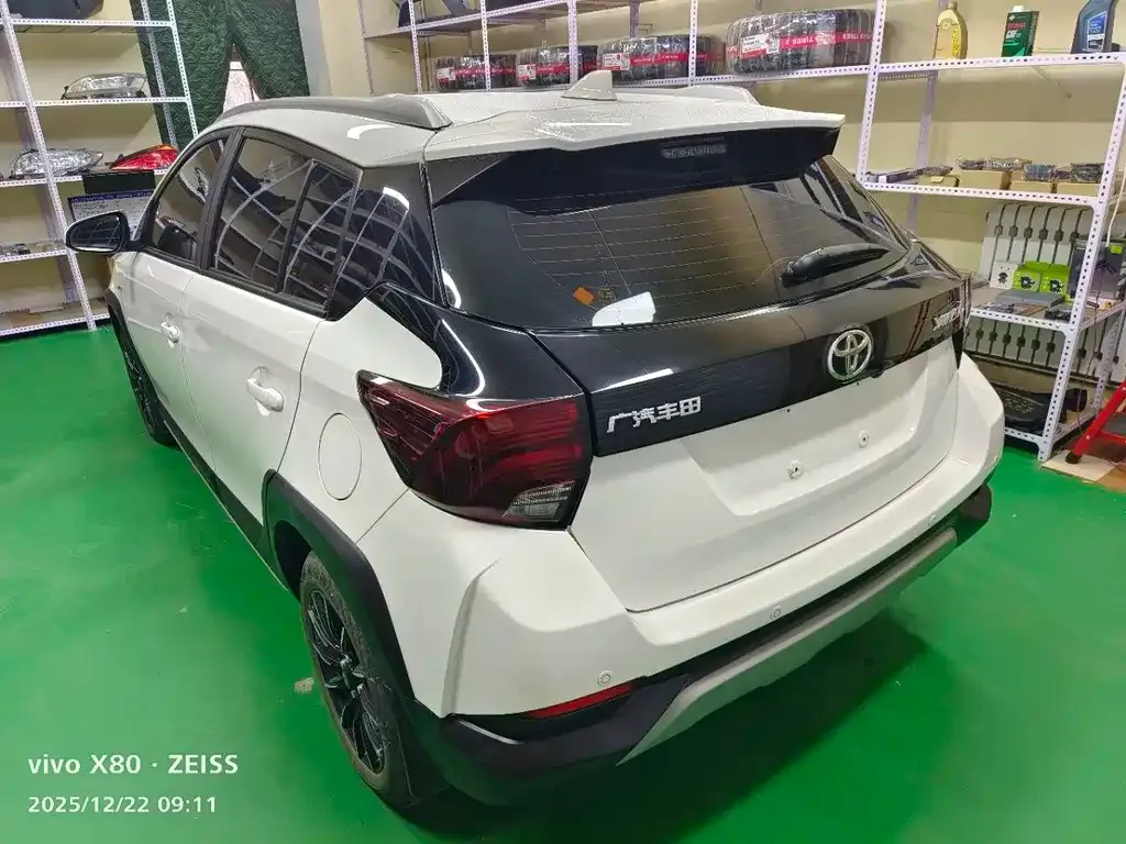 Toyota Yaris L 2023 из CN, фото 4