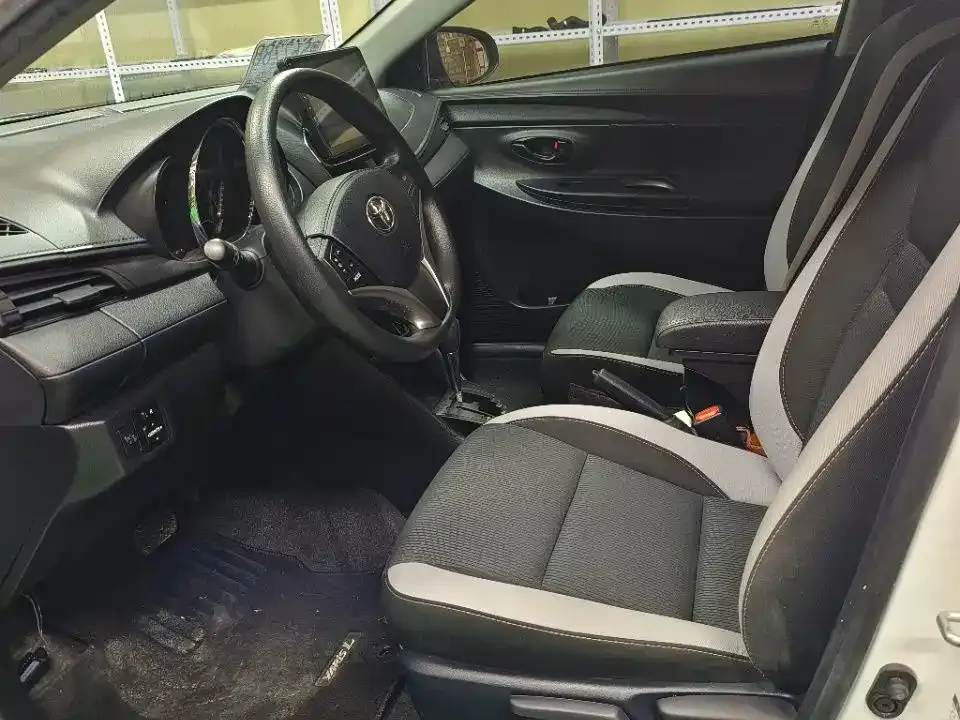 Toyota Yaris L 2023 из CN, фото 6