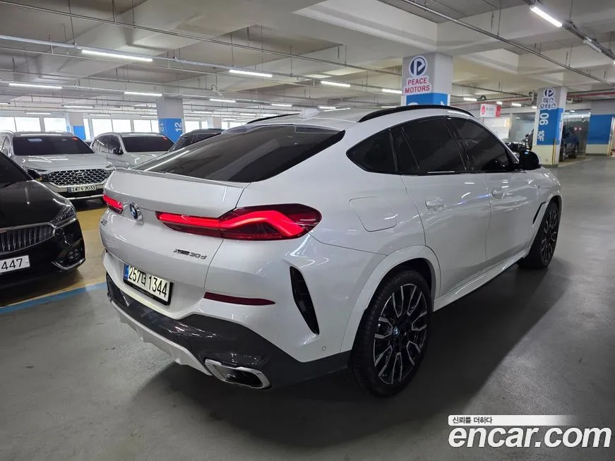 BMW X6 2025 из KR, фото 8