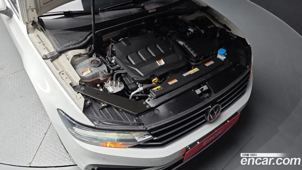 Volkswagen Passat 2022 из KR, фото 7