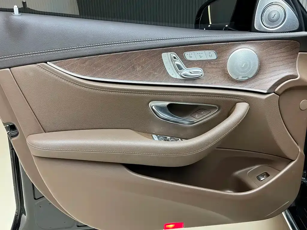 Mercedes-Benz E-Class 2021 из CN, фото 4