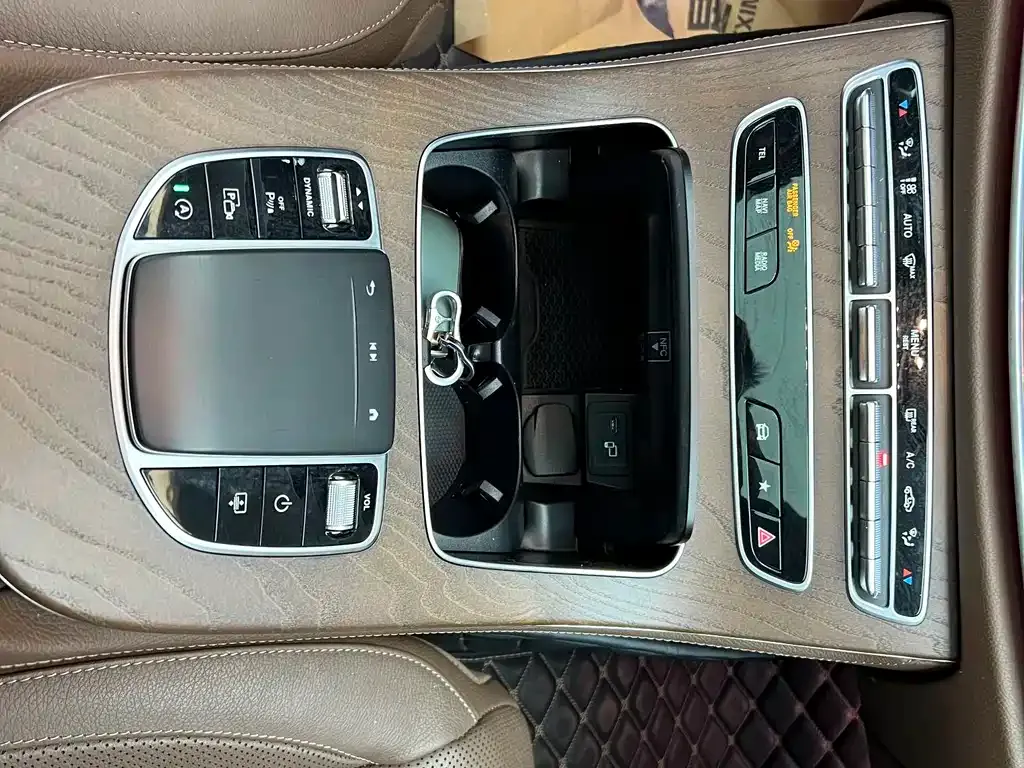 Mercedes-Benz E-Class 2021 из CN, фото 9