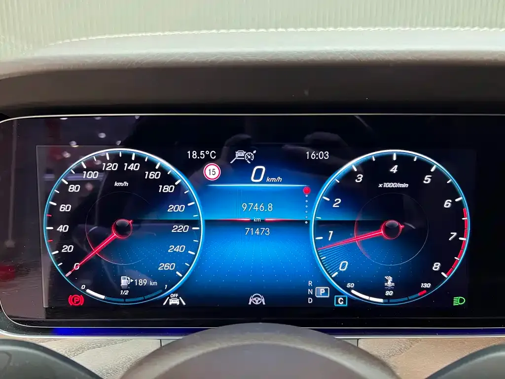 Mercedes-Benz E-Class 2021 из CN, фото 2