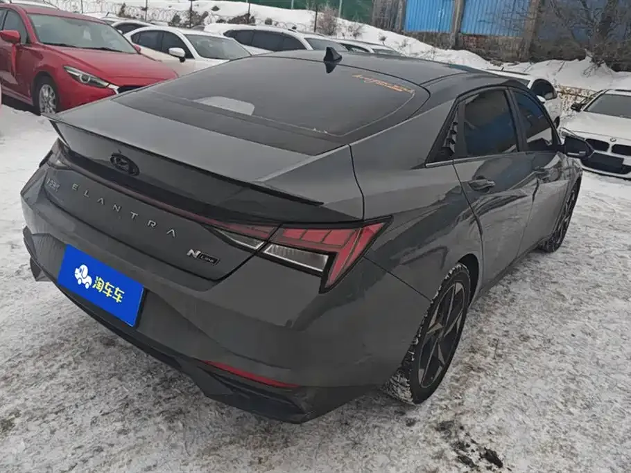 Hyundai Elantra 2022 из CN, фото 3