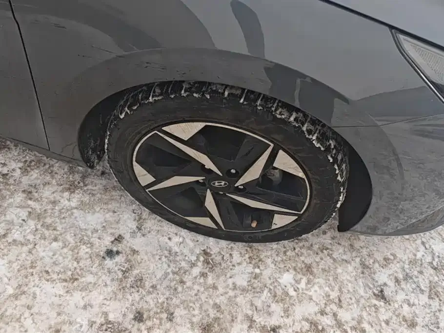 Hyundai Elantra 2022 из CN, фото 10