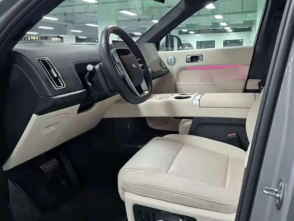 Li Auto L9 2024 из CN, фото 2