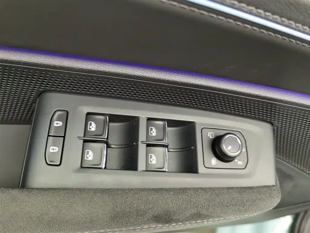 [object Object] Passat 2024 из CN, фото 9