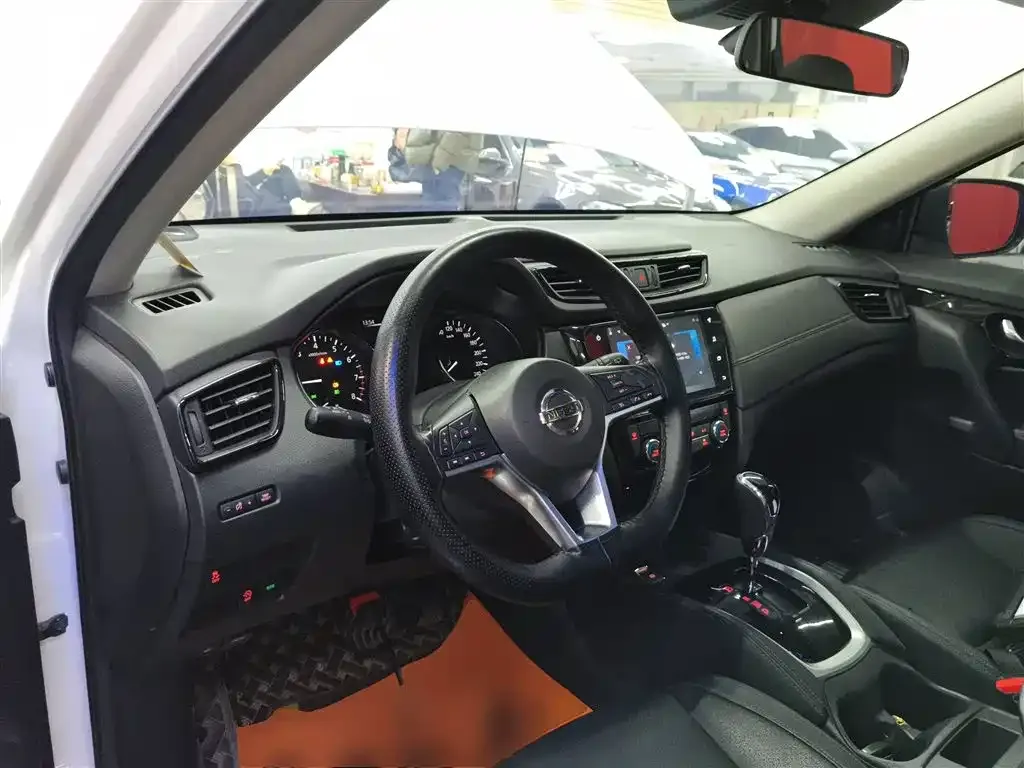 Nissan X-Trail 2023 из CN, фото 8