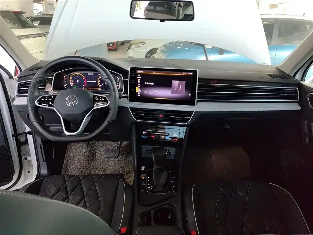 Volkswagen Tiguan L 2023 из CN, фото 10