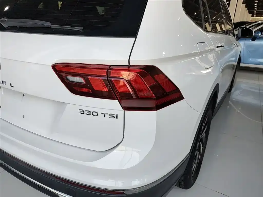 Volkswagen Tiguan L 2023 из CN, фото 8