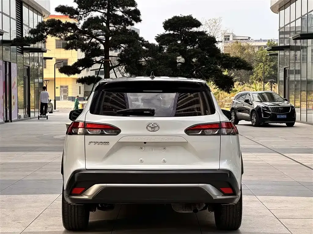 Toyota Frontlander 2022 из CN, фото 9
