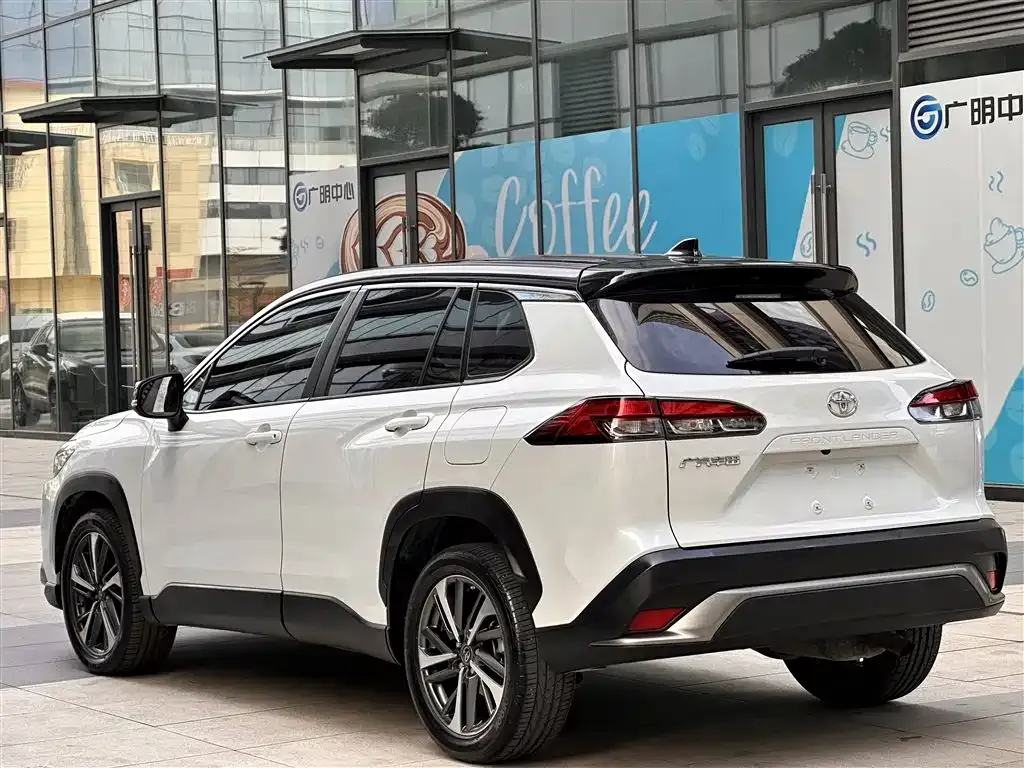 Toyota Frontlander 2022 из CN, фото 3