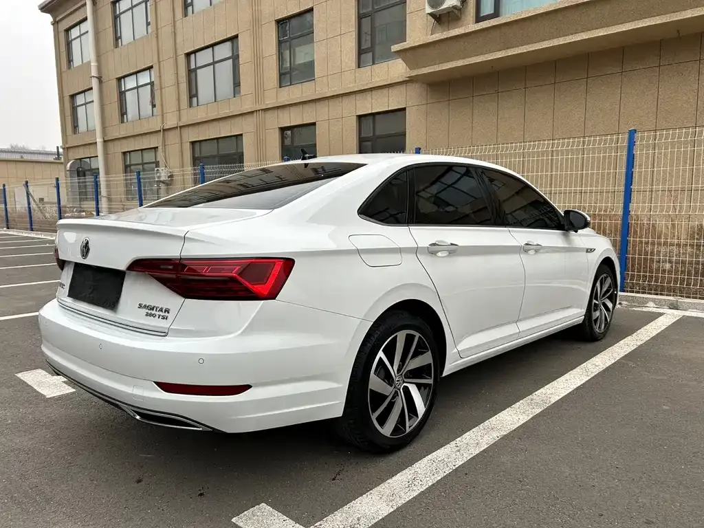 Volkswagen Sagitar 2022 из CN, фото 3