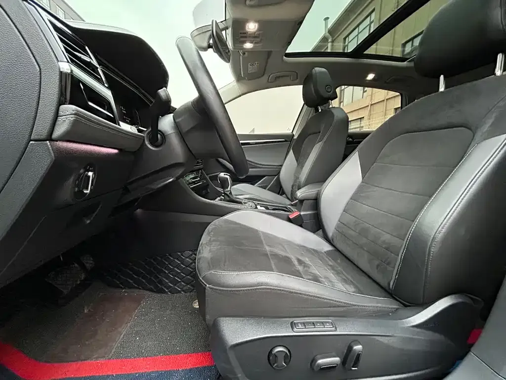 Volkswagen Sagitar 2022 из CN, фото 5