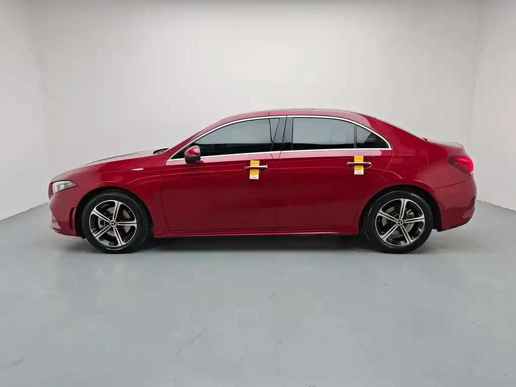 Mercedes-Benz A-Class 2023 из CN, фото 4