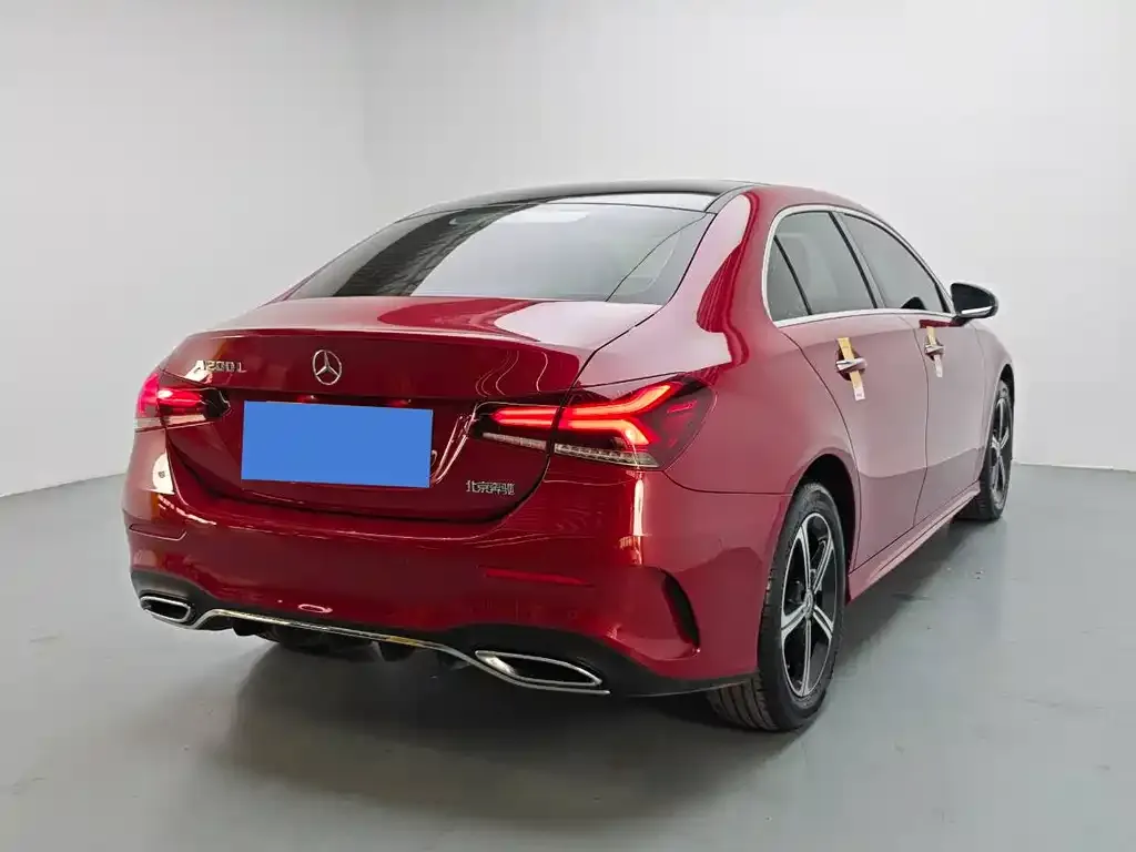 Mercedes-Benz A-Class 2023 из CN, фото 3