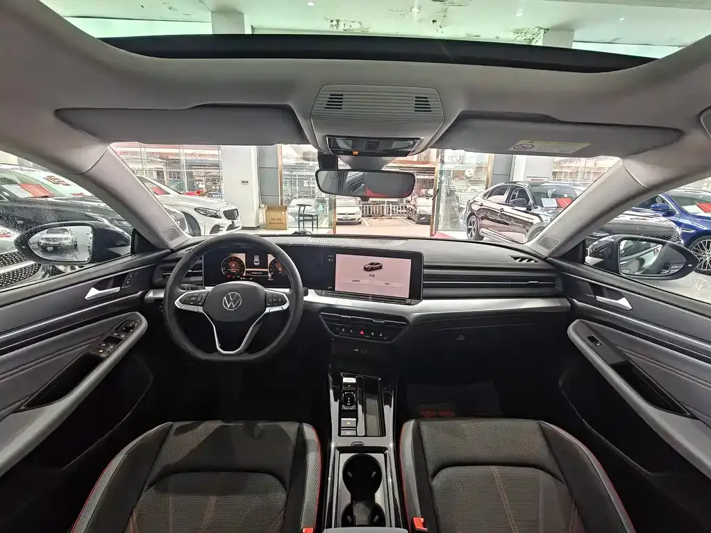 Volkswagen Lamando 2024 из CN, фото 6