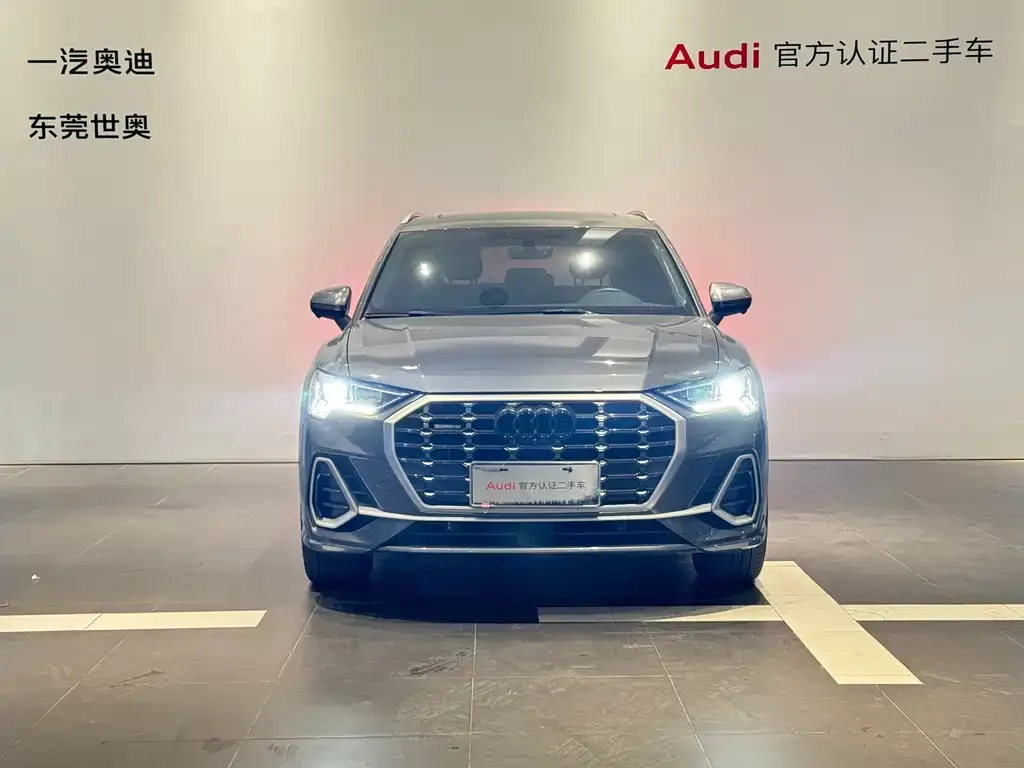 Audi Q3 2021 из CN, фото 2