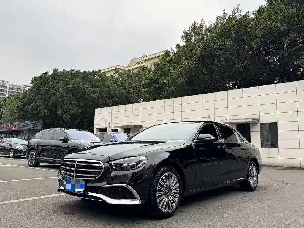 Mercedes-Benz E-Class 2023 из CN, фото 1
