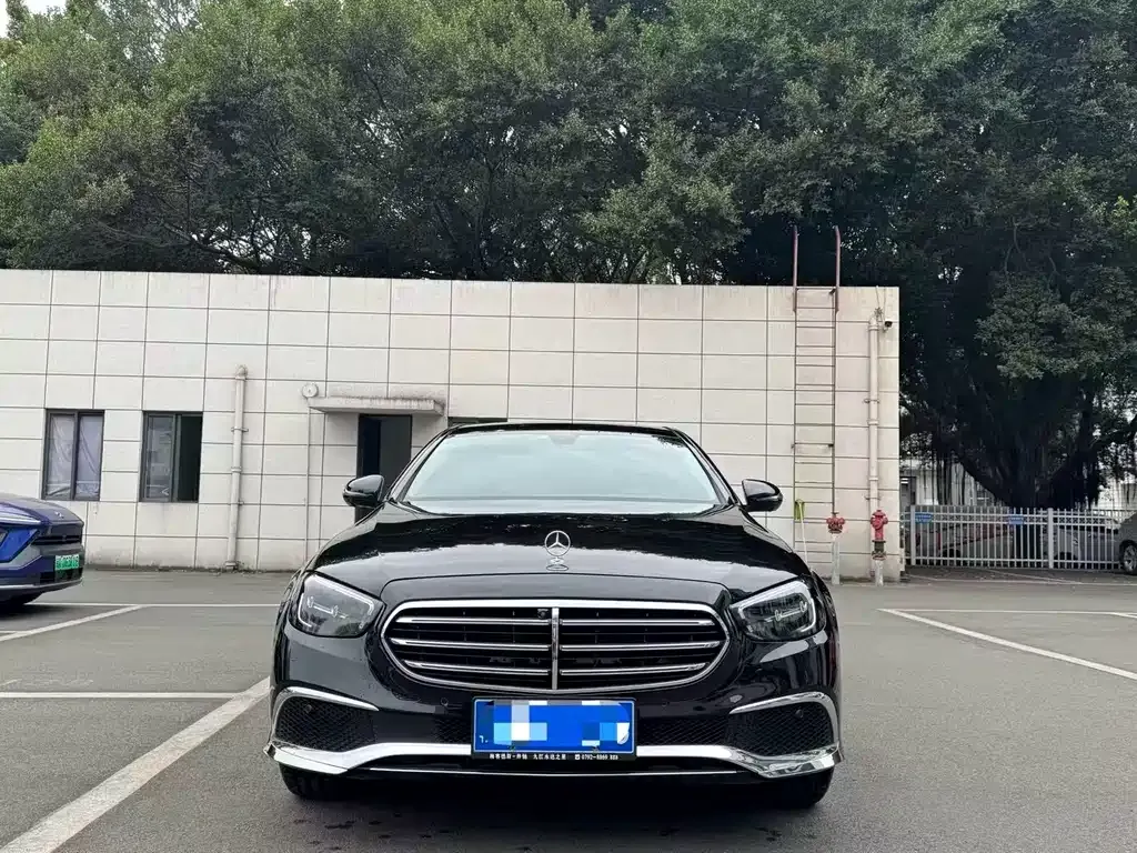 Mercedes-Benz E-Class 2023 из CN, фото 3
