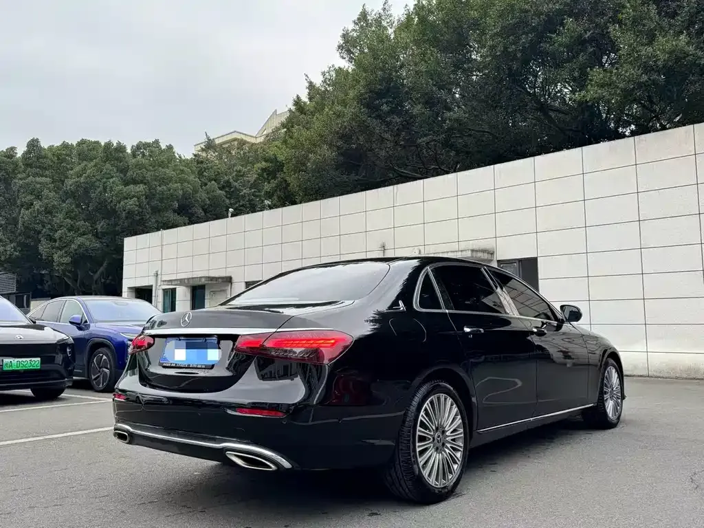 Mercedes-Benz E-Class 2023 из CN, фото 9